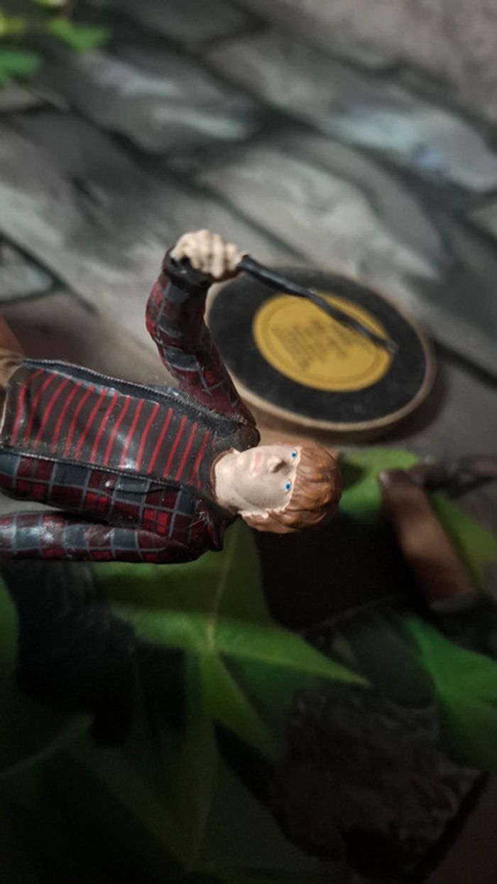 Lot 4 figurines Weasley Harry Potter - photo numéro 16