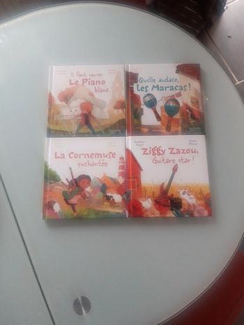 Lot 4 livres En avant la Musique
