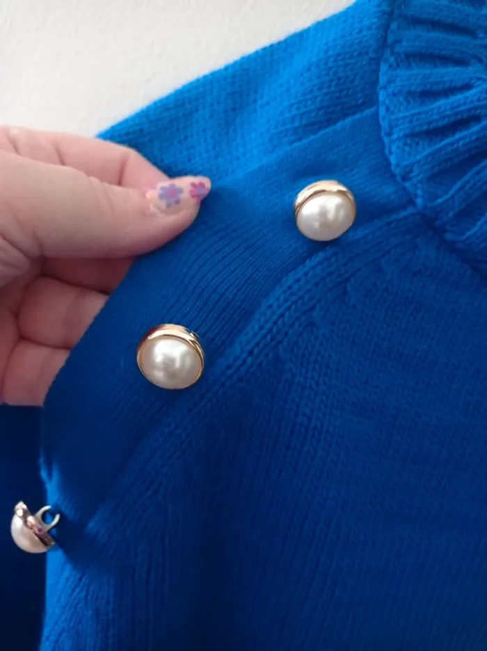 Pull enfant bleu - photo numéro 2