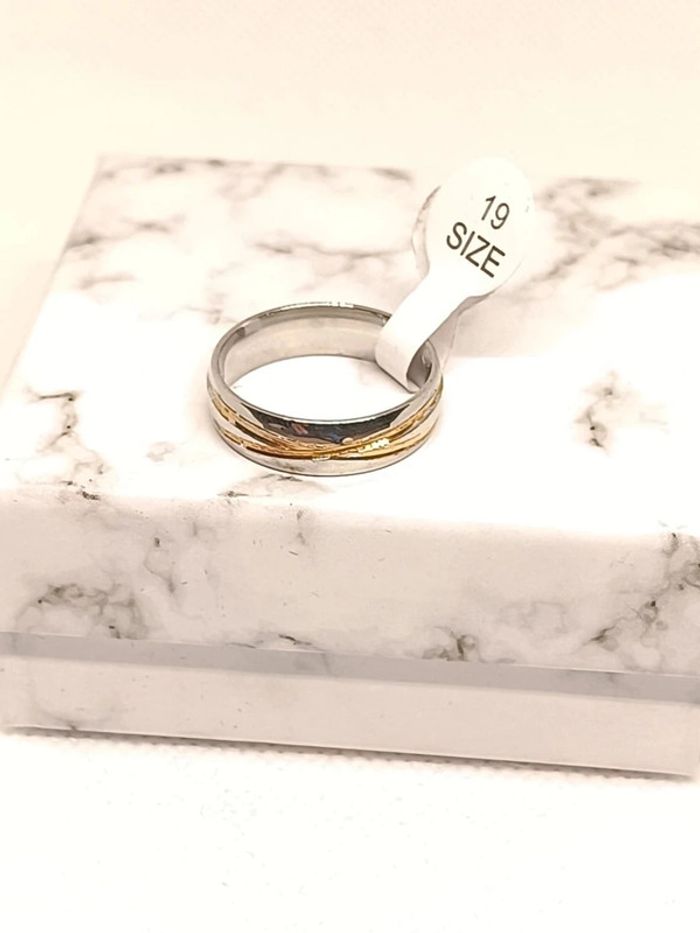 Bague anneau type alliance doré argenté - photo numéro 3