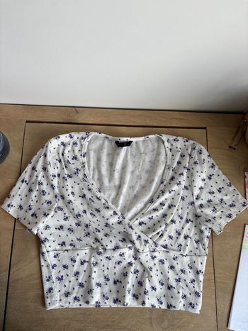 top à fleurs