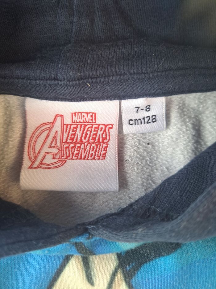 Sweat à capuche "Avengers" - photo numéro 2