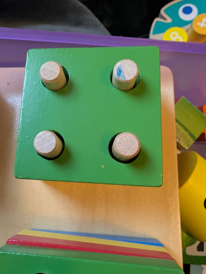 Jeu en bois a empiler - photo numéro 3