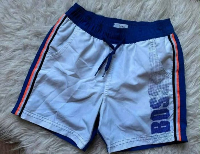 Short boss 8ans