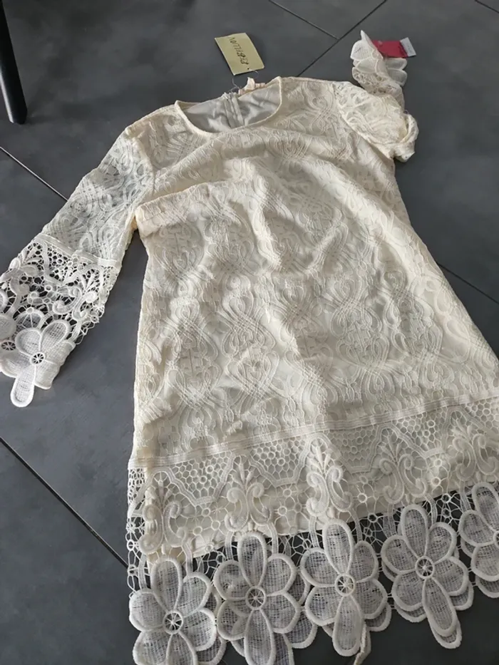 Robe creme