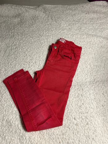 Jean skinny à trou rouge 6 ans