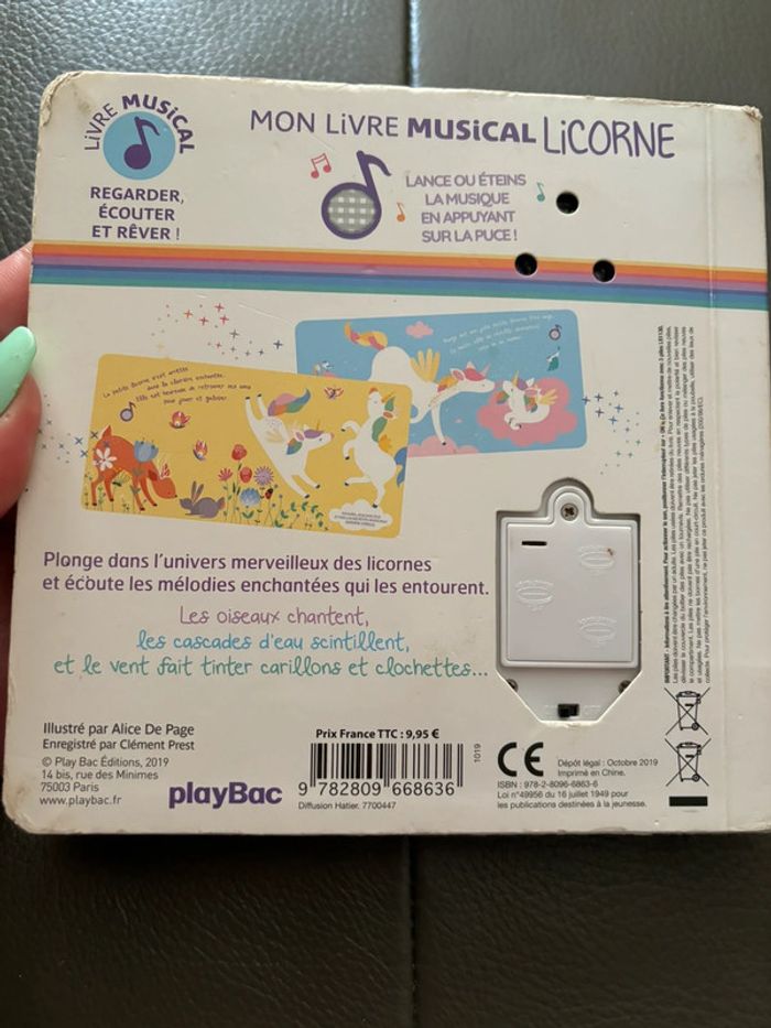 Livre musical licorne - photo numéro 8