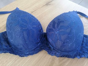 Soutien gorge bleu marine taille 90B