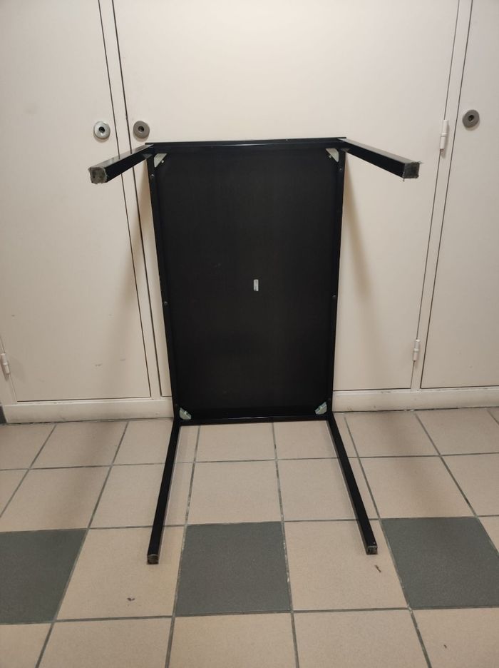 Table noire ikea - photo numéro 6