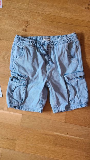 Short jeans neuf
