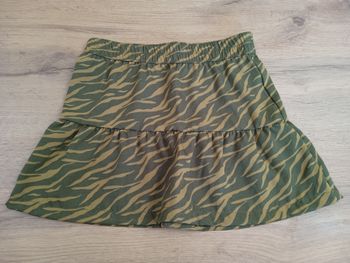 Jupe neuve 92cm