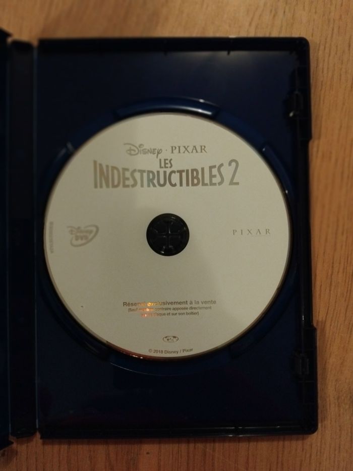 Dvd Les îdestructibles 2 - photo numéro 3