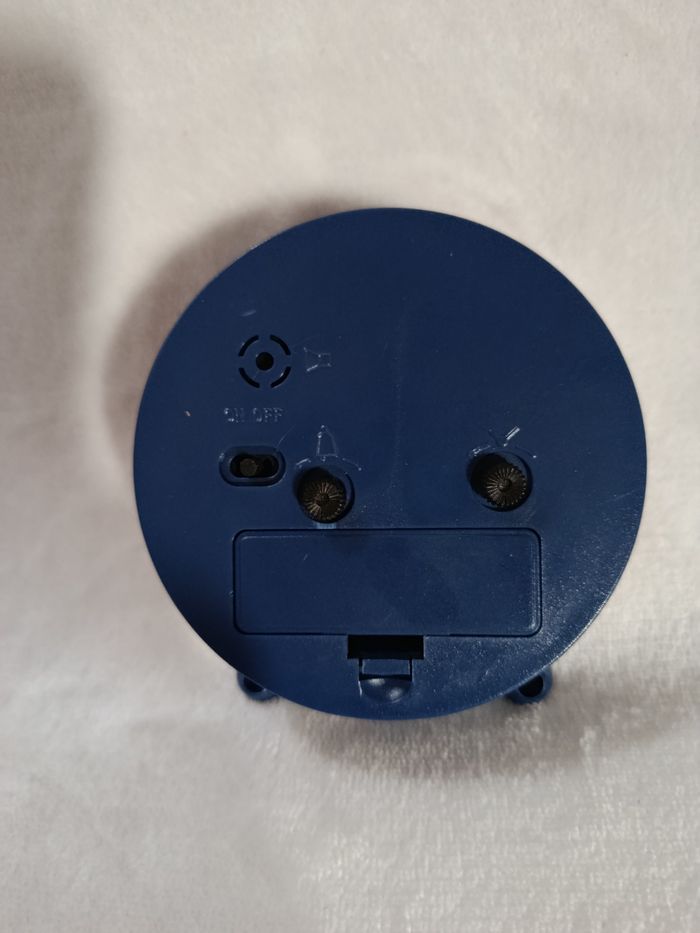 A saisir, réveil matin goodies " dragon ball " ! Jamais servi ! - photo numéro 2