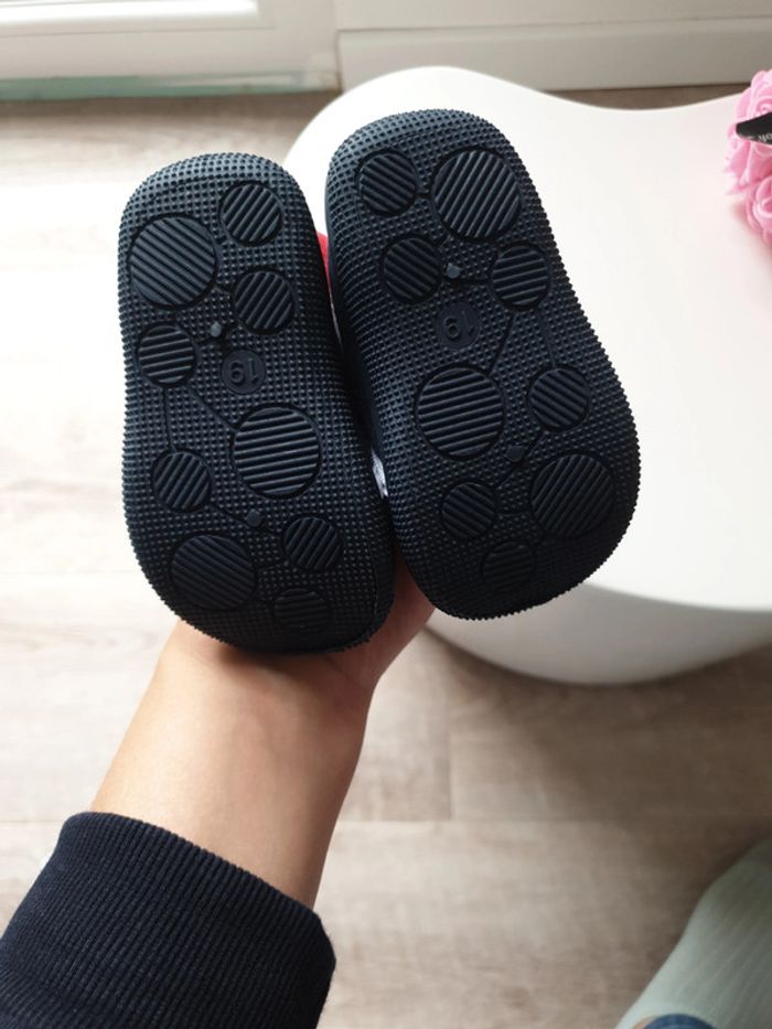 Chaussons 19 - photo numéro 4