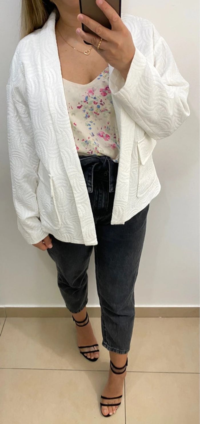 Veste blanche - photo numéro 2