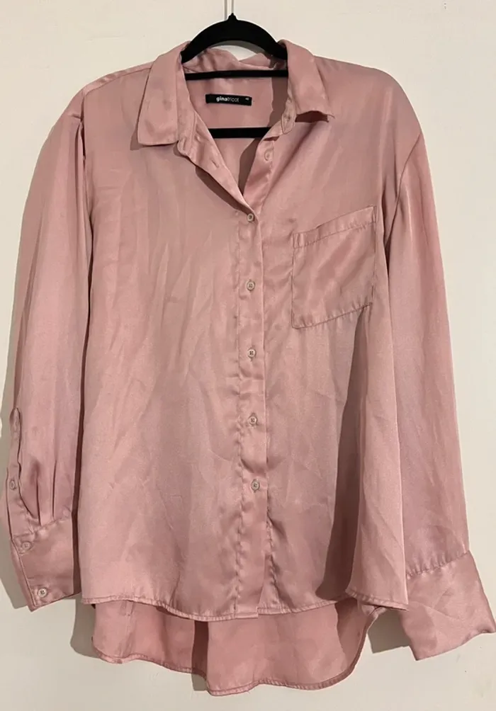 Chemise satinée