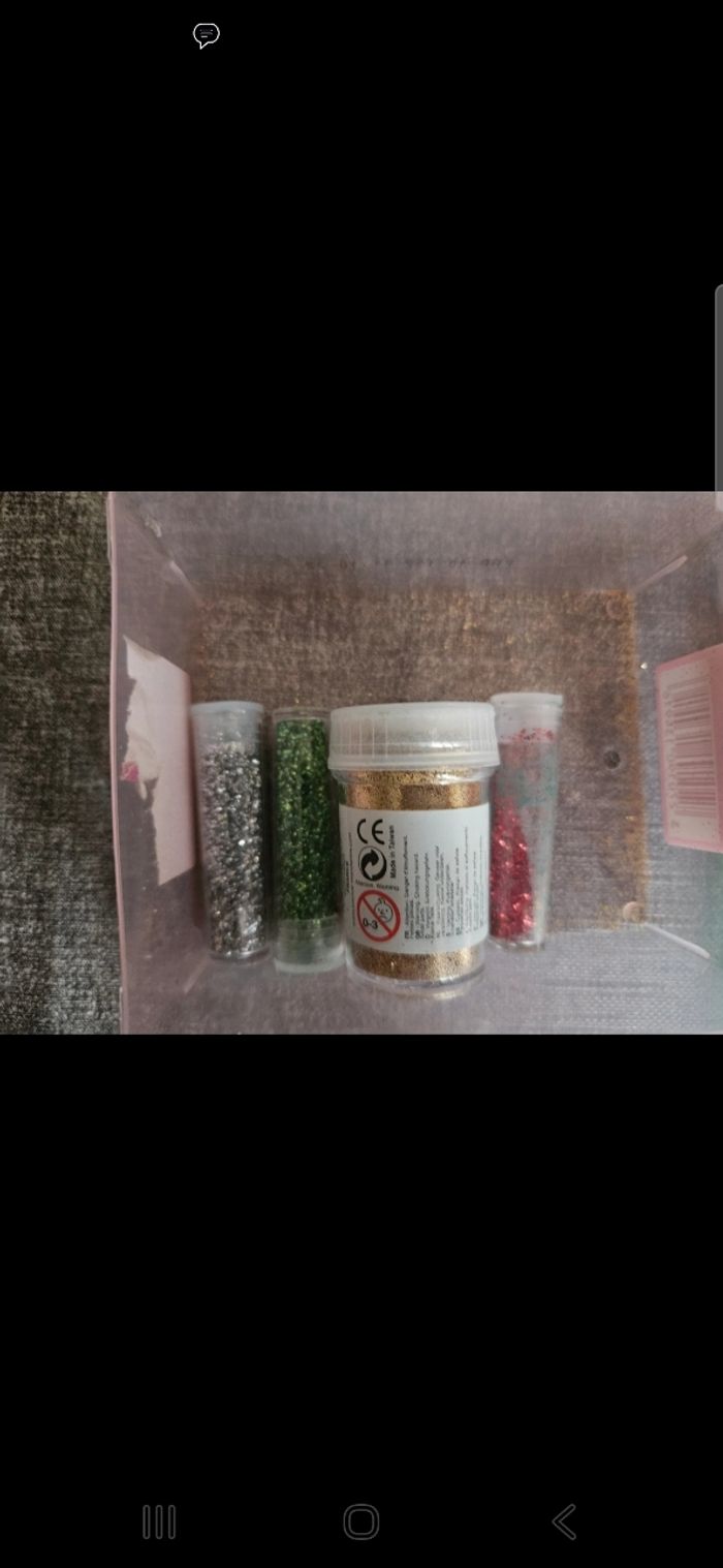 Lot de paillettes pour atelier créatif