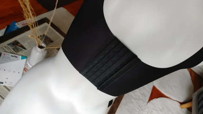 Soutien gorge brassière noir en nylon polyamide invisible - photo numéro 4