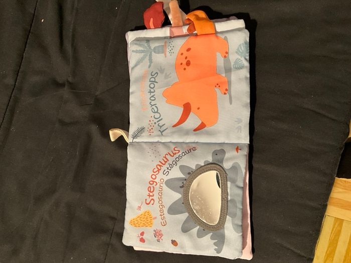 Livre bébé - photo numéro 2