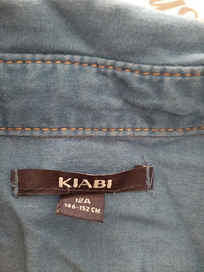 Vend chemise fille en 12ans - photo numéro 2