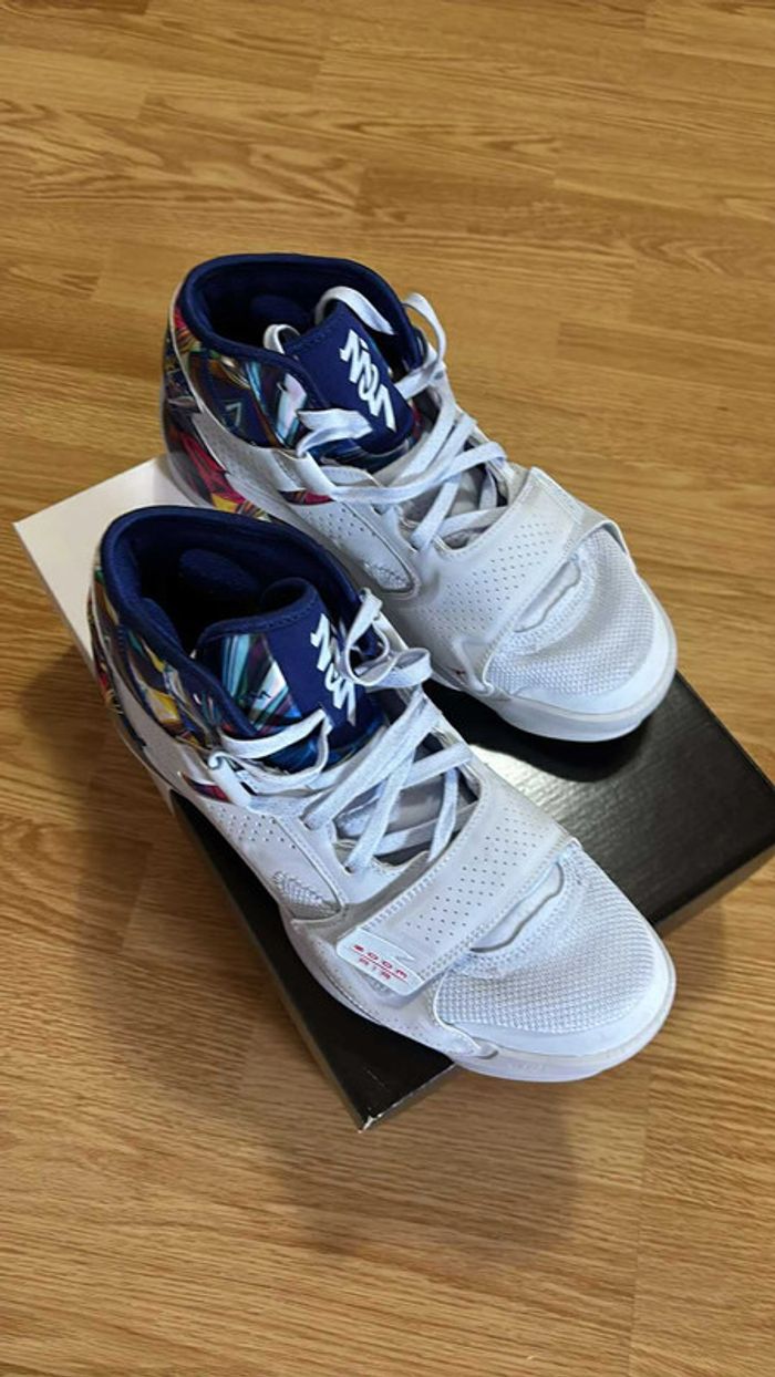 Baskets Jordan Zion 2 Mi-Bleu Rose Initial - photo numéro 3