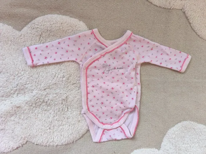 Body Petit Bateau Taille naissance (50 cm) Rose à petites fleurs