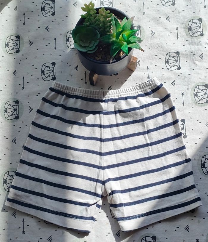 Short taille 36 mois/3 ans - photo numéro 3