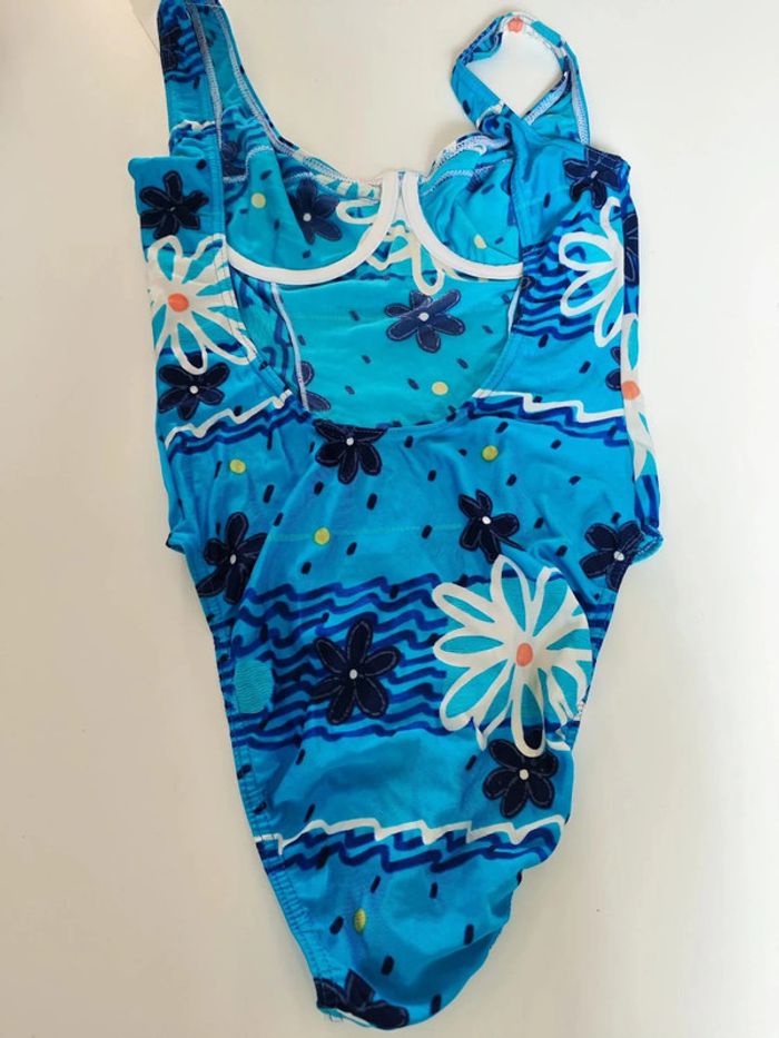 Maillot de bain une pièce avec des fleurs Miss Caraibes Taille 2 - photo numéro 2