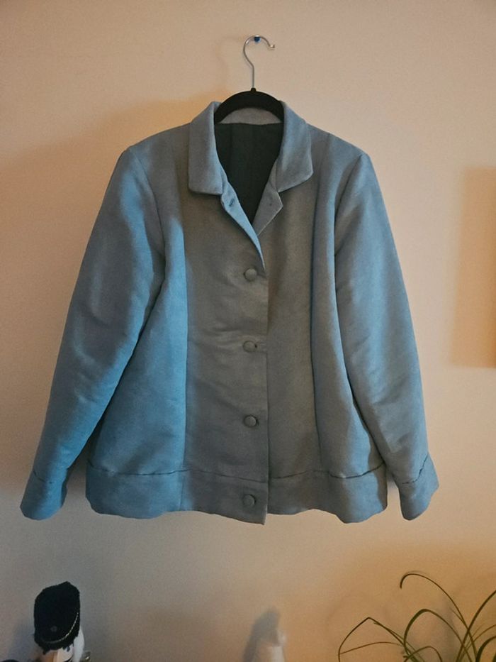 Veste / Blouson cousu main, style daim, bleu clair, taille M/L