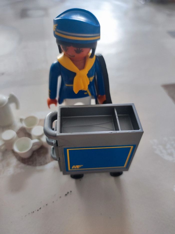 Playmobil hôtesse de l'air - photo numéro 3