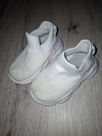 Basket chaussette fille P : 25