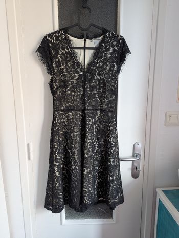 Robe h et m noir et beige dentelle taille s 36