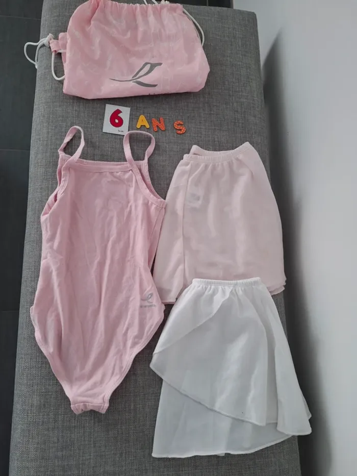 lot de danse tenue 6 ans