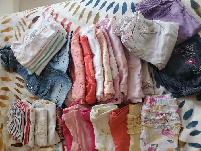Gros lot 47 vêtements 6M - photo numéro 4