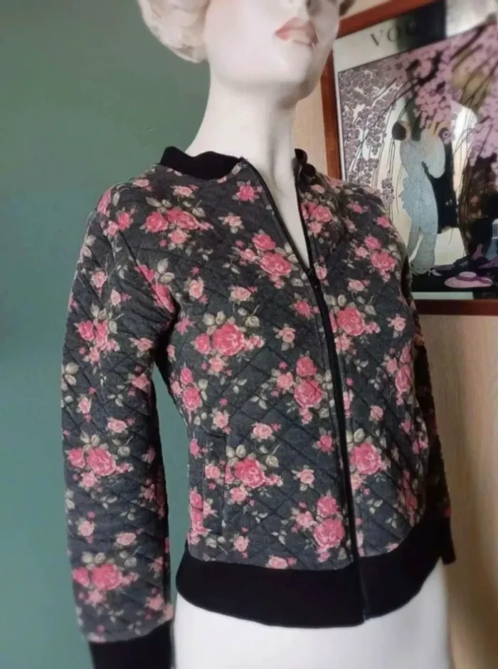 Veste zippée XS ou 10 ans - photo numéro 3