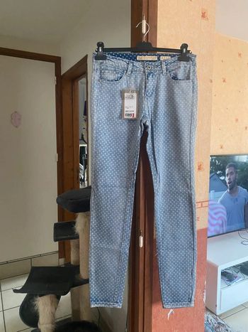 Jeans femme taille 38marque suiteblanco neuf avec étiquette