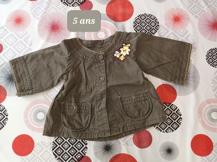 Veste légère taille 5 ans