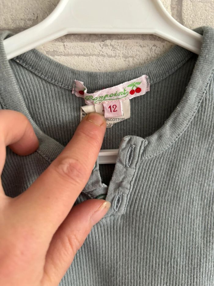 débardeur bonpoint taille 12 mois en très bon état - photo numéro 2