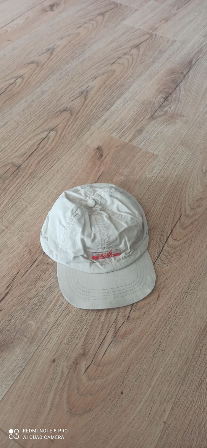 Casquette beige 4 ans