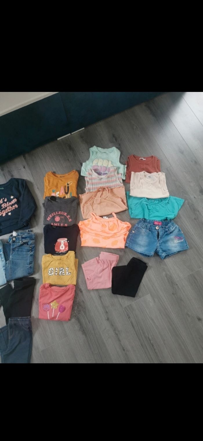 Pantalon, t-shirt manche longue, débardeur - photo numéro 2