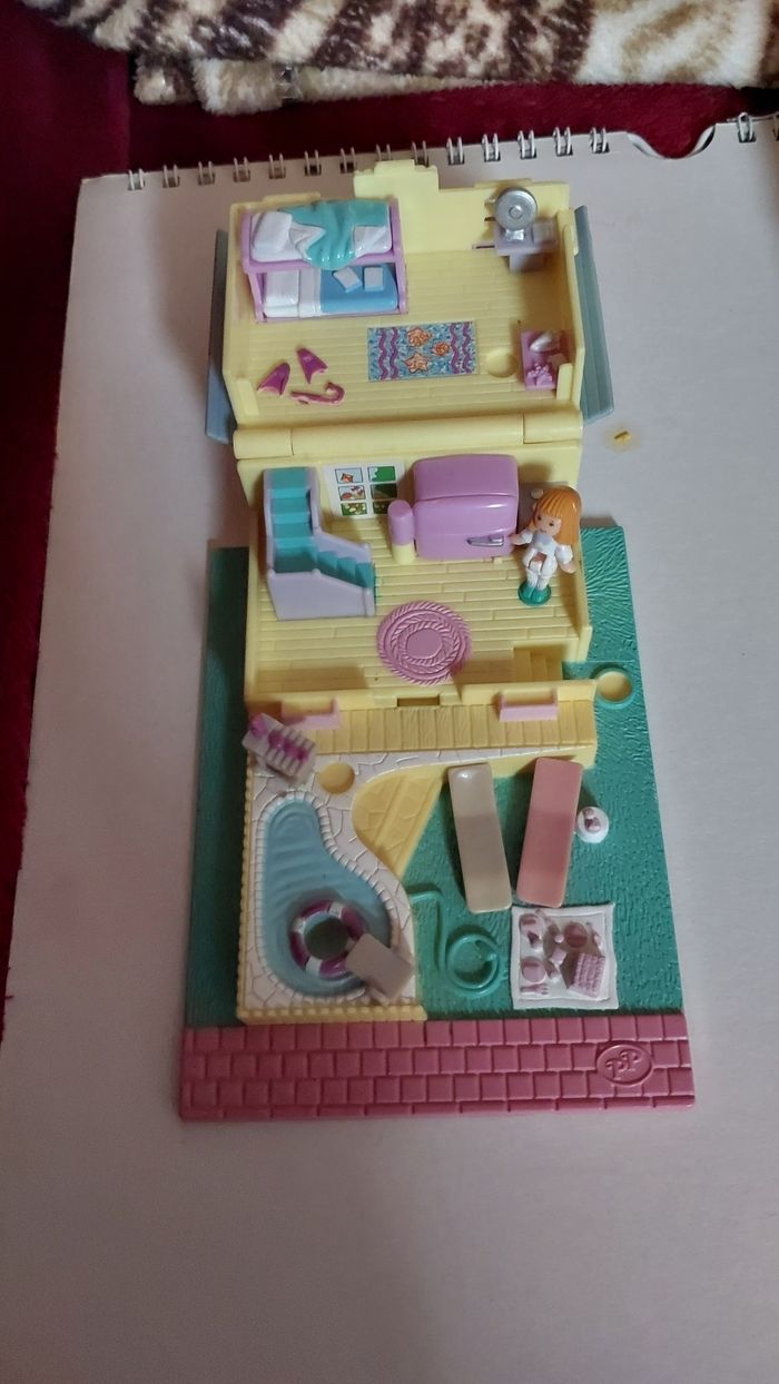 Polly pocket maison avec personnage originale - photo numéro 2