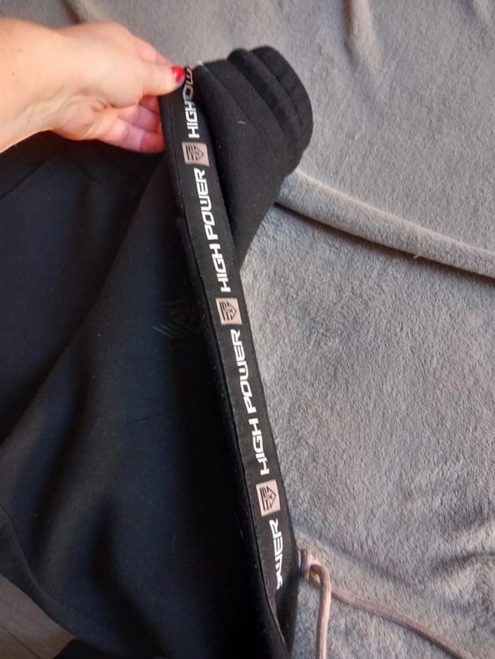 Jogging Taille 14 /16 ans - photo numéro 2