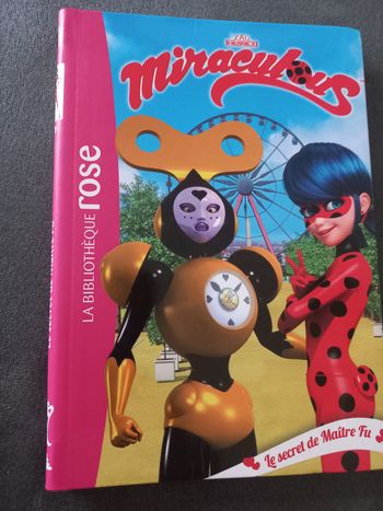 Livre bibliotheque rose miraculous tome 19