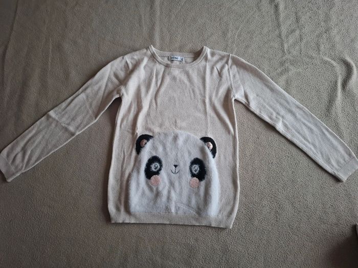 Pull taille 8 ans