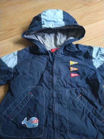 Coupe-vent avec capuche