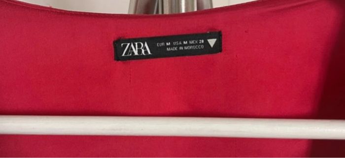 Robe Zara - Taille M - très bon état - photo numéro 2
