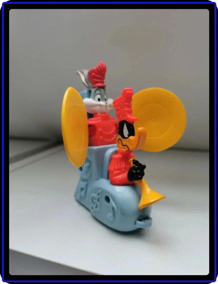 Figurine looney tunes