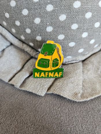 Broche pin's Naf Naf