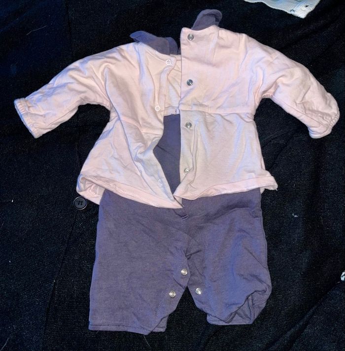 Ensemble 1 mois Aubert - photo numéro 2