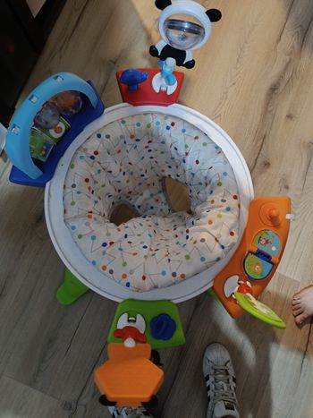 Bonjour je vend un jumper il fait 3 en 1